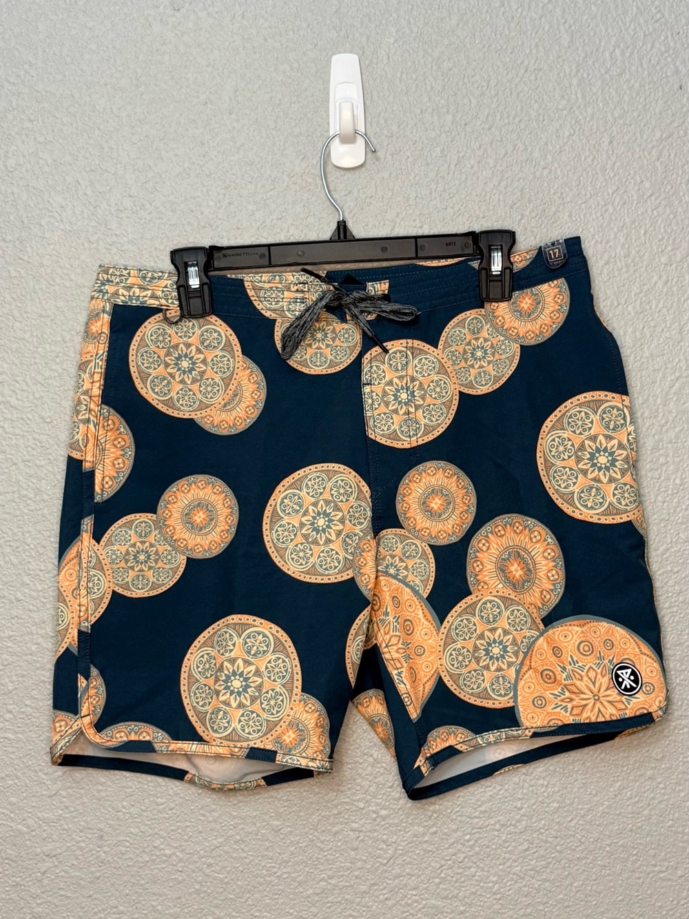 NWT Roark | Chiller Navy Mandala Boardshorts 17” | Waist 32” Inseam 6”